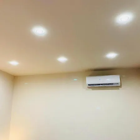 לינה וארוחת בוקר Sistra קטאניה