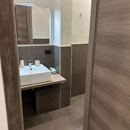 לינה וארוחת בוקר Sistra